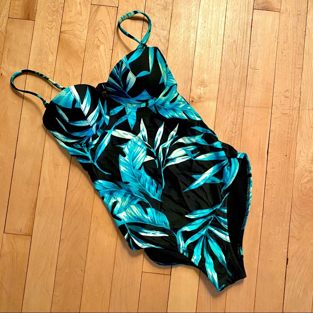 Old Navy One Piece Floral Swimsuit